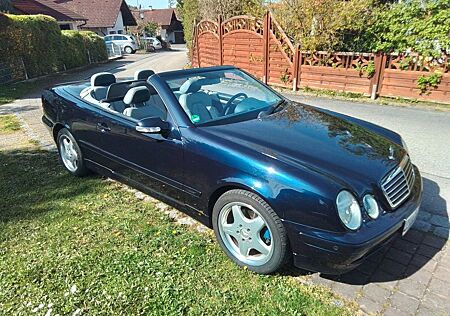 Mercedes-Benz CLK 230 KOMPRESSOR AVANTGARDE Avantgarde