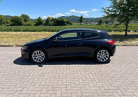 VW Scirocco Volkswagen 2.0 TSI VOLLLEDER PDC 8 FACH TEMPOMAT