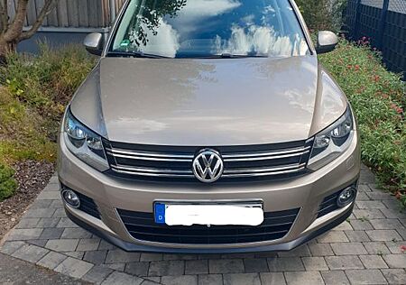 VW Tiguan Volkswagen 2.0 TSI 155kW 4MOTION Sport & Style S...