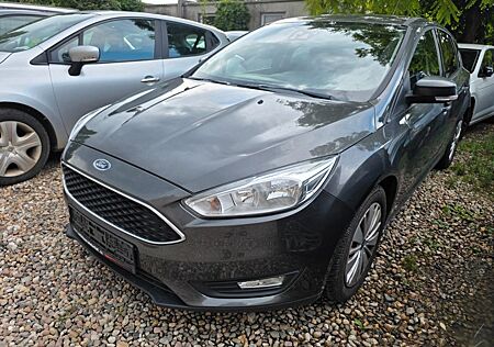 Ford Focus Lim. Trend-AUTOMATIK-SHZG-KLIMA-SCHECKHEFT