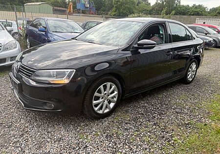 VW Jetta Volkswagen 1.6 TDI