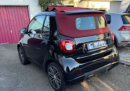 Smart ForTwo cabrio 0.9 66kW BRABUS edition twinam...