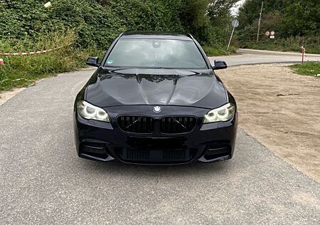 BMW 520d xDrive Touring A M Paket VB