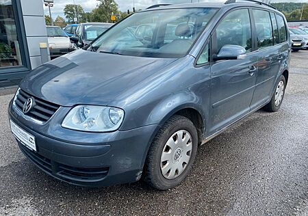VW Touran Volkswagen 1.9 TDI Conceptline 7-Sitze
