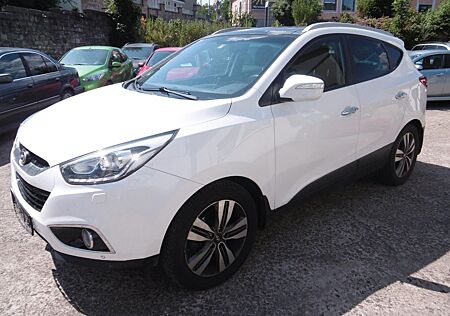Hyundai ix35 AWD - Bi Xenon - Vollleder - AHK -