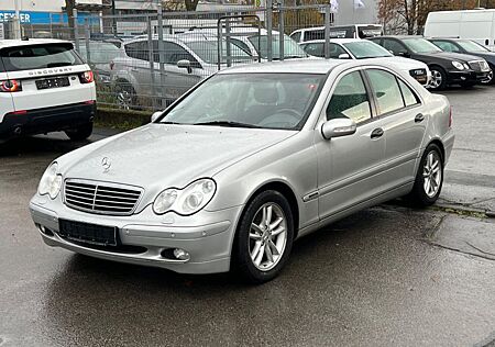 Mercedes-Benz C 200 C -Klasse Lim. Kompressor WENIG KM