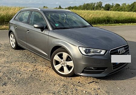 Audi A3 1.4 TFSI Ambition Sportback Navi/Klima/Pano