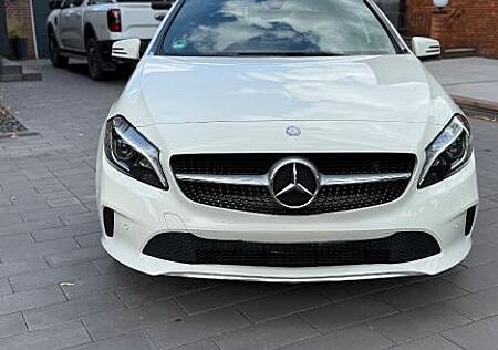Mercedes-Benz A 250 4MATIC Urban DCT Urban