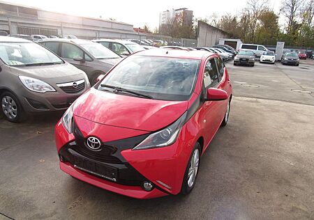 Toyota Aygo (X) Aygo -play touch,ALU,KLIMA,E-FENSTER.