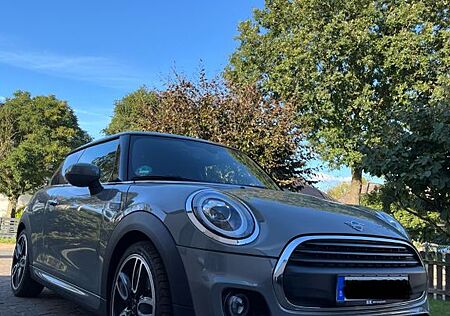 Mini ONE gebraucht kaufen Mini ONE Automatik | 07/2019 | JCW Optik