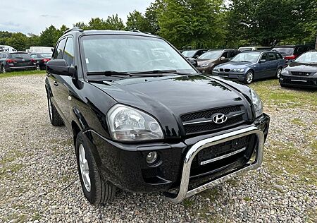 Hyundai Tucson 2.0 GLS 2WD 1. Hand HU/AU Neu