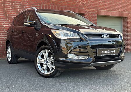 Ford Kuga Titanium*4x4*Pano*LED*PDC*AHK*Neue INSPEKT
