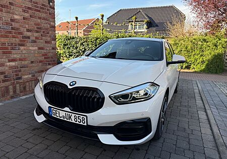 BMW 120i Sport Line M Steptr Led Leder Keyless 178ps