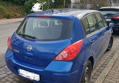 Nissan Tiida 1.6 acenta