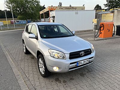 Toyota RAV 4 2.0-l-VVT-i 4x4 Automatik -