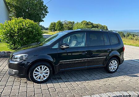 VW Touran Volkswagen 2.0 TDI DPF Highline Highline