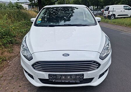 Ford S-Max Titanium 7 Sitze 2x Alufelgen