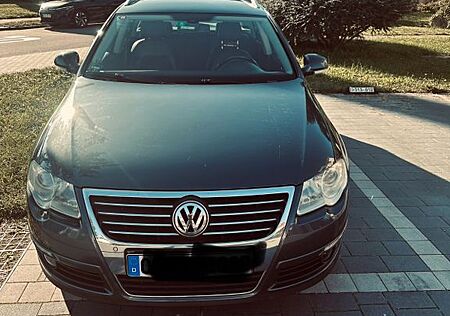 VW Passat Variant Volkswagen 2.0 TDI DPF DSG Comfortline V...