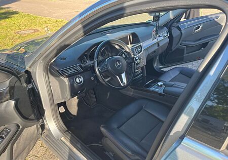 Mercedes-Benz E 220 CDI BlueEFFICIENCY AVANTGARDE AVANTGARDE