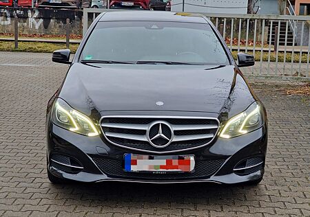 Mercedes-Benz E 250 BlueTEC 4MATIC Autom. -