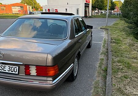 Mercedes-Benz S 300 300 SE
