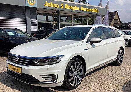 VW Passat Variant Volkswagen GTE /STAND-HZG /SCHIEBEDACH /AHK