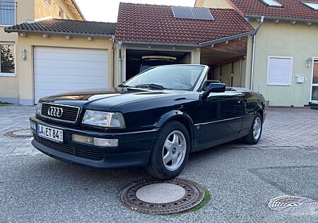 Audi Cabriolet 2.6 (lückenlos Scheckheft gepflegt)