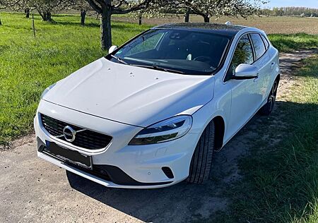 Volvo V40 T5 Geartronic R Design