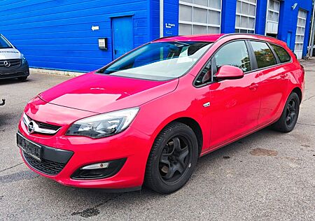 Opel Astra J Sports Tourer Selection 100kw Euro6