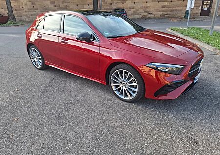 Mercedes-Benz A 250 e DCT - AMG Line