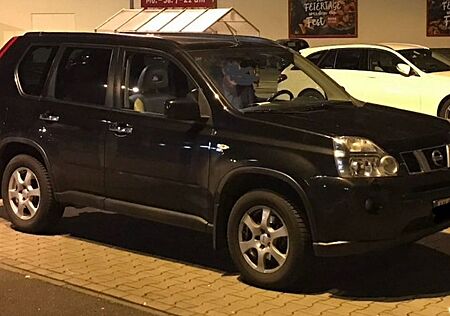 Nissan X-Trail 4x4 LE 2.0 dCi DPF 110kW LE