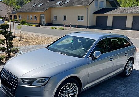 Audi A4 2.0 TDI Avant -