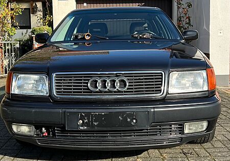 Audi 100