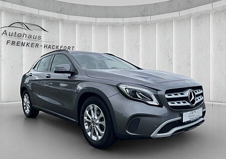 Mercedes-Benz GLA 200 d 7G-DTC Navi LED PDC Tempomat Shz 17"