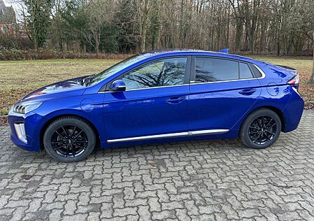Hyundai Ioniq Plug-in Style | 06/21 | m. Garanti