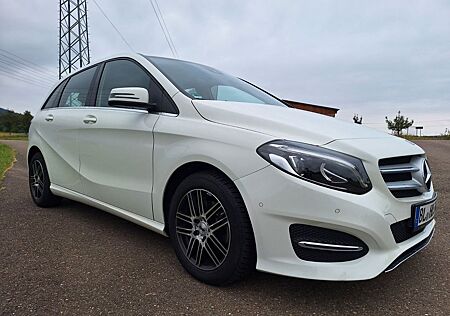 Mercedes-Benz B 180 -