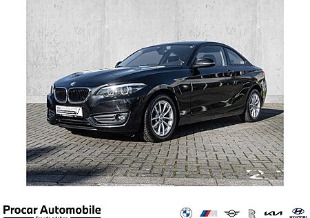 BMW 220i Navigationssystem Business Klimaautomatik G