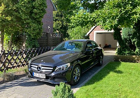 Mercedes-Benz C 180 EDITION Autom. EDITION