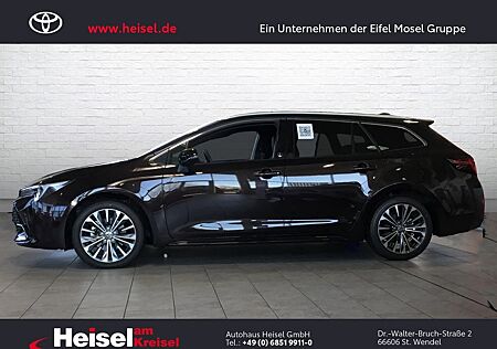 Toyota Corolla Touring Sports Hybrid Team D