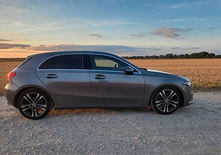 Mercedes-Benz A 200 d DCT -