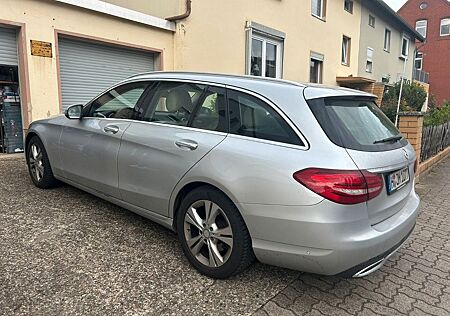 Mercedes-Benz C 200 4MATIC T Autom. -