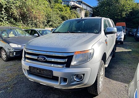 Ford Ranger Doppelkabine 4x4 XLT