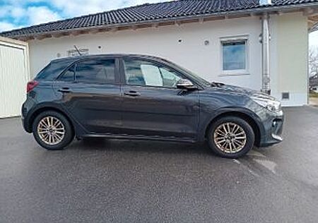 Kia Rio 1.4 Dream-Team Edition Dream-Team Edition