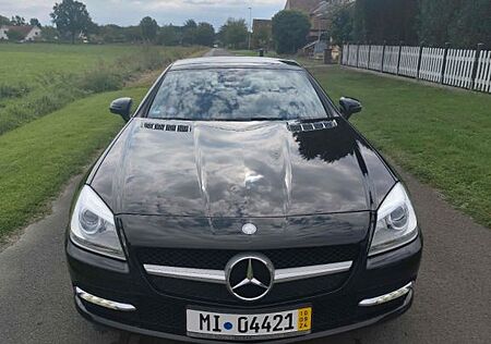 Mercedes-Benz SLK 200 -