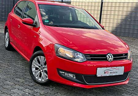 VW Polo Volkswagen V Life