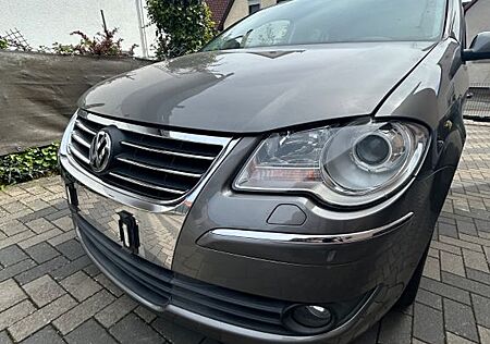 VW Touran Volkswagen 1.4 TSI Highline Highline