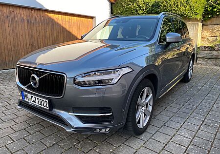 Volvo XC 90 XC90 D5 AWD Geartronic Momentum Momentum