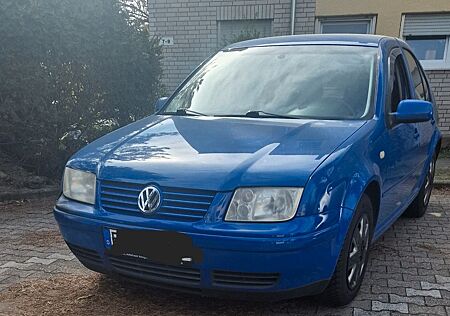 VW Bora Volkswagen 1.6 Basis Gasanlage Tüv bis 5/26