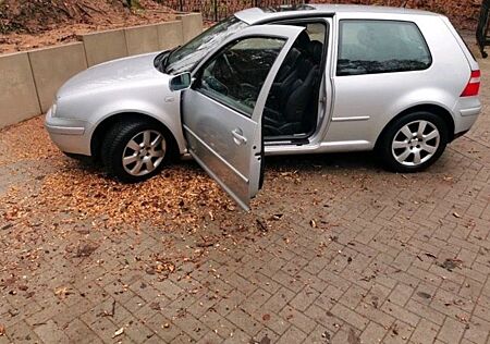 VW Golf Volkswagen 1.9TDI 74kW Pacific Pacific