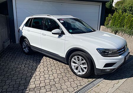 VW Tiguan Volkswagen 2.0 TDI SCR 176kW DSG 4MOTION OFFROAD...